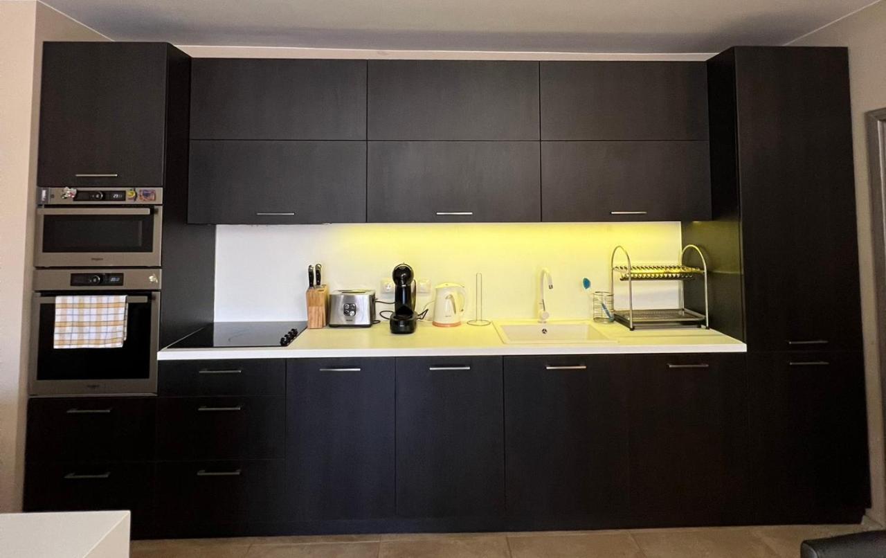 Johannesburg Spacious Family W Free Parking And Playground * Sofia