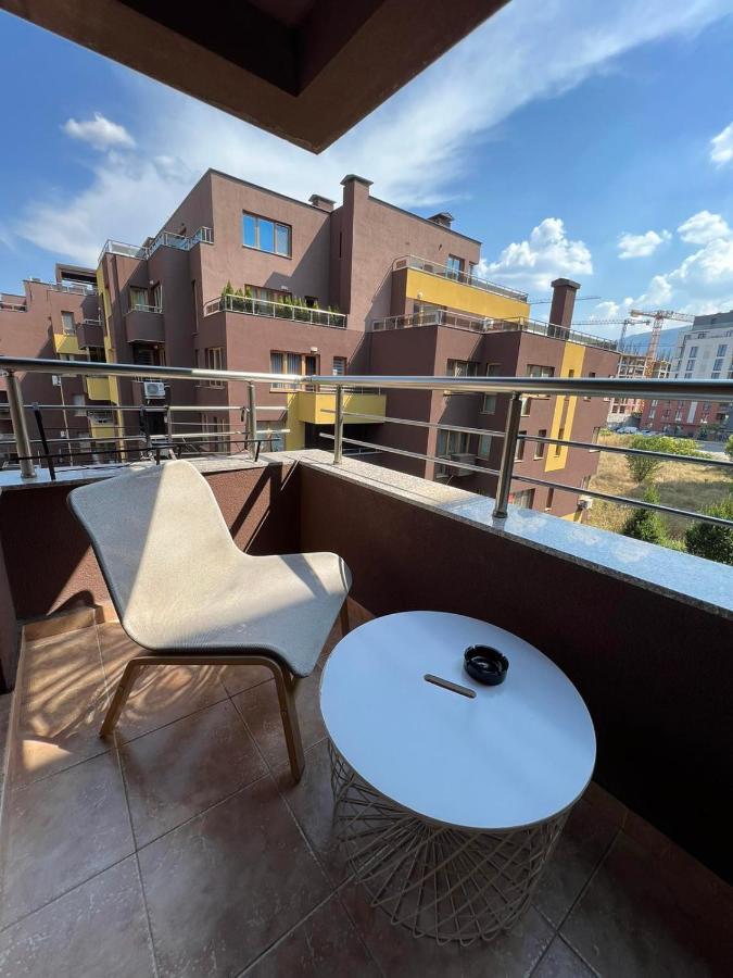 Apartment Johannesburg Spacious Family W Free Parking And Playground *